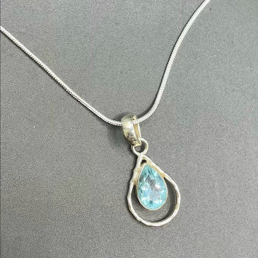 Aquamarine Pendant